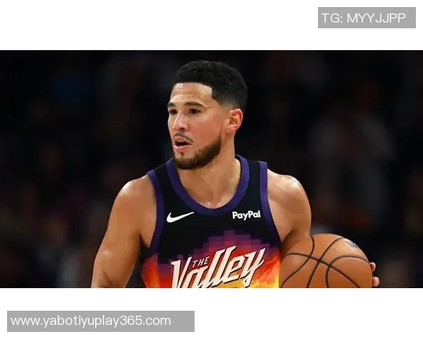 布克第三节火力全开砍下16分不幸崴脚提前离场球队急需他的回归